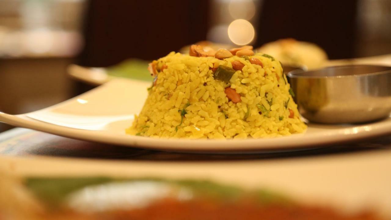 Pai Viceroy Hotell Tirupati Exteriör bild