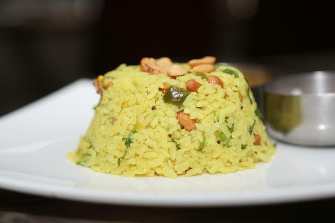 Pai Viceroy Hotell Tirupati Exteriör bild